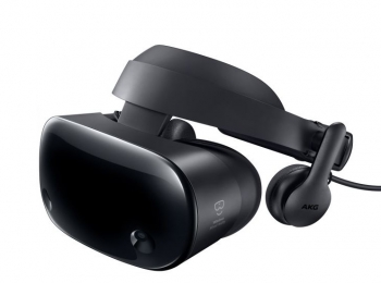 Samsung HMD Odyssey+ Mixed Reality Headset Comes WithTwo 3.5-inch AMOLED Displays