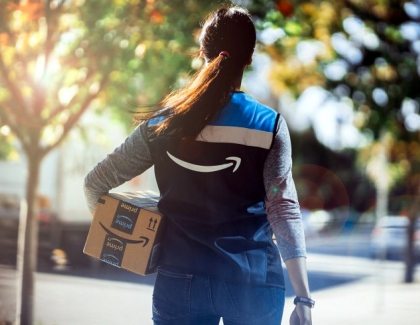 Amazon Speeds Up Same-day Delivery