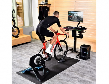 Thermaltake Unveils the brand-new CYCLEDESK 100 Smart Gaming Desk