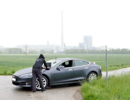 Cyber Security Firm Claims That Tesla Cars Are Vulnerable to GPS Spoofing Attacks 