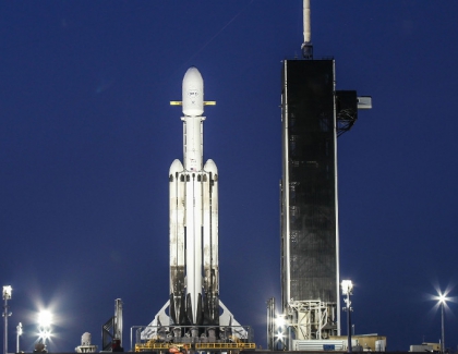 SpaceX Prepares For  Difficult Launch With Falcon Heavy Night Flight