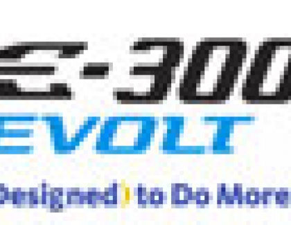 Olympus introduces EVOLT E-300 4:3 8MP D-SLR