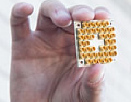 Intel Delivers 17-Qubit Superconducting Chip with Advanced Packaging