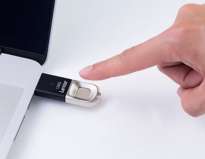 Lexar Jumpdrive Fingerprint F35 Uses Fingerprint Authentication