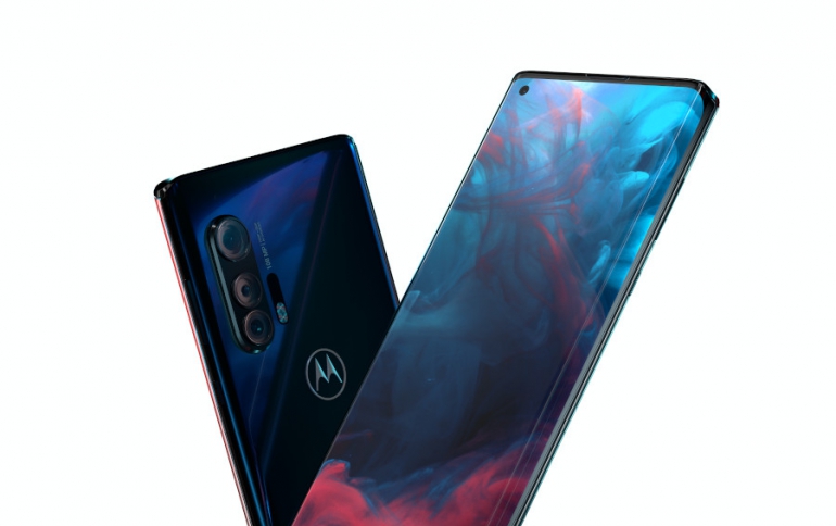 Motorola Launches the Flagship Edge and Edge+ Smartphones