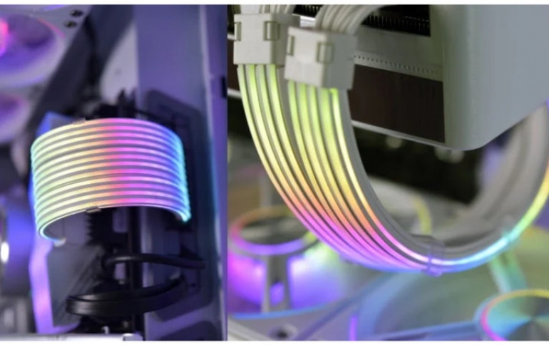 LIAN LI Launches STRIMER PLUS V2 ARGB Extension Cables