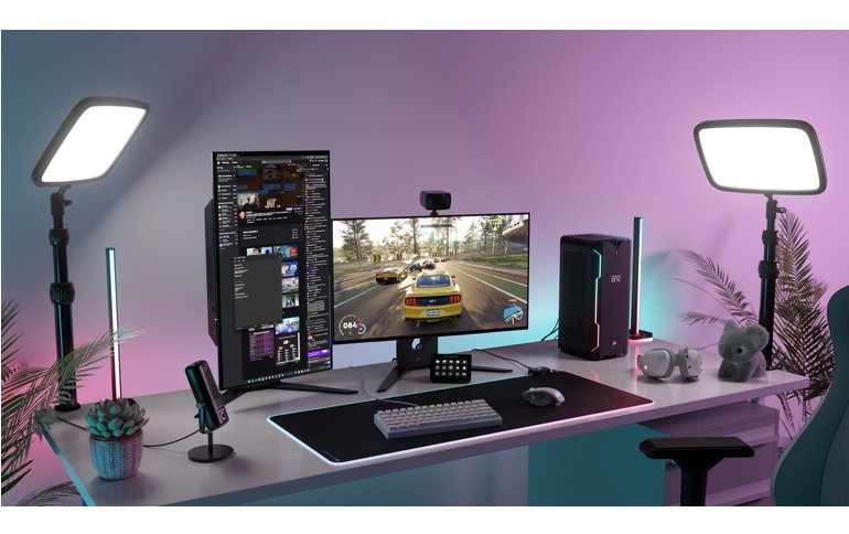 CORSAIR XENEON 27QHD240 OLED Now Available