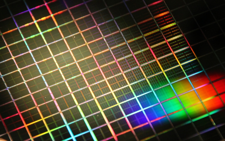 Everspin Ships First Pre-Production 28 nm 1 Gb STT-MRAM Customer Samples