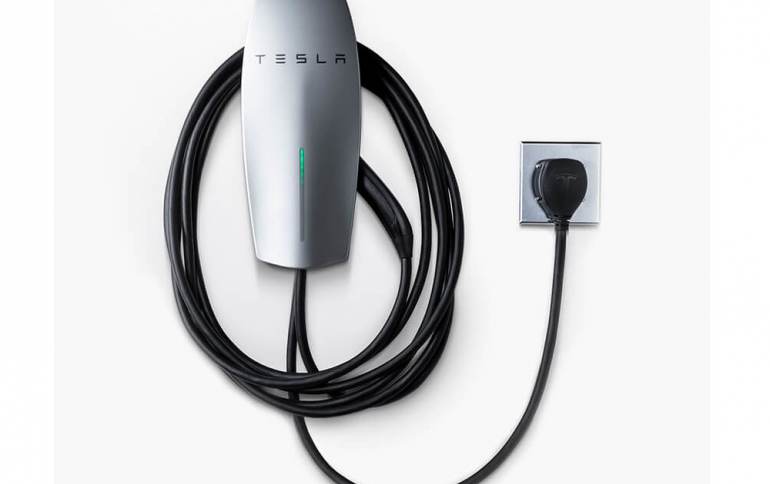 Tesla Releases New Wall Connector with NEMA 14-50 Plug