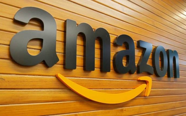 Amazon's Huge Client Base Attracts More Online Advertisers