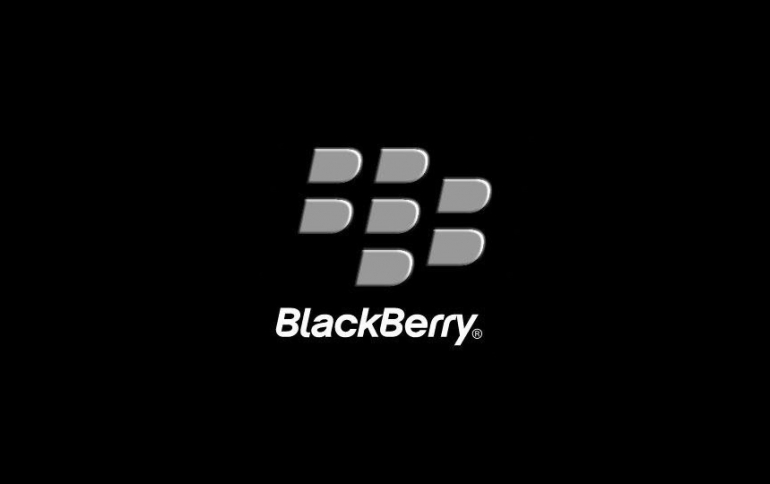 BlackBerry Reports Loss, Revenue Drop