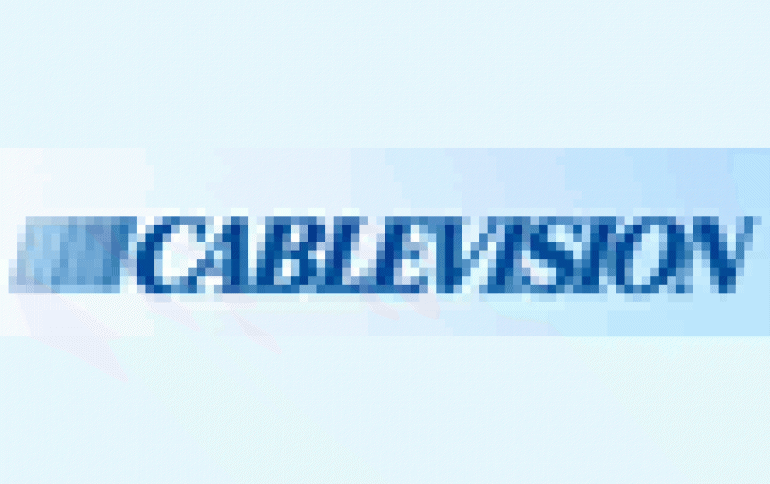Cablevision Users to Network-Connect PCs With Their
Television 