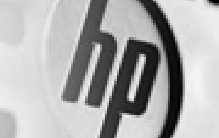 HP Posts Losses For Third Quarter