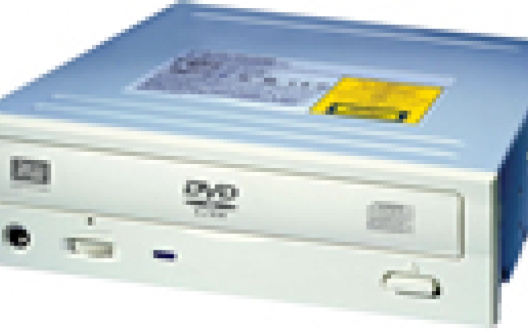 LiteOn SOHW-812S 8X DVD±R burner available in Japan 