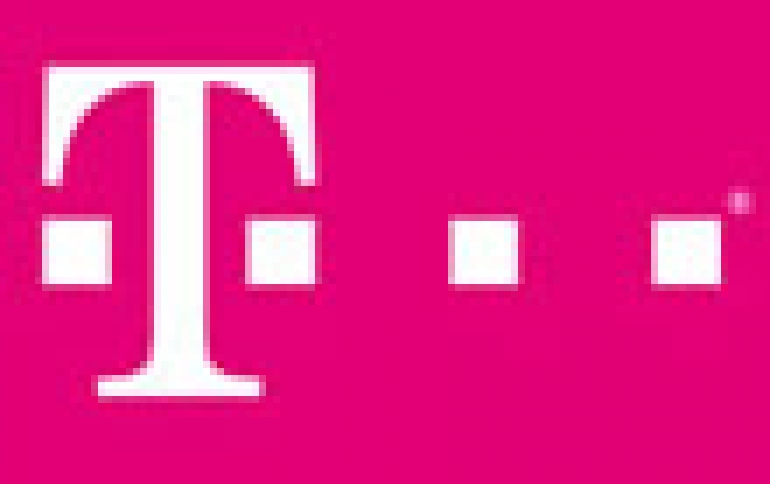 T-Mobile Earns More Customers