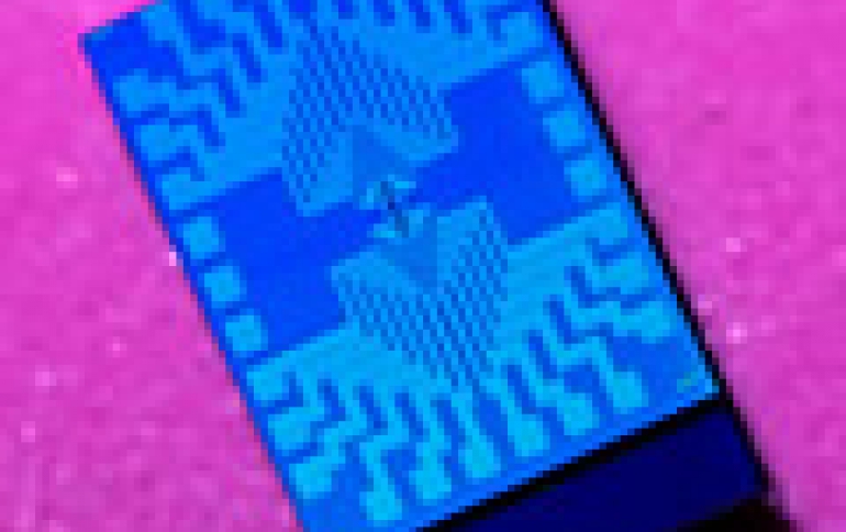 Intel is Testing Smallest 'Spin Qubit' Chip for Quantum Computing