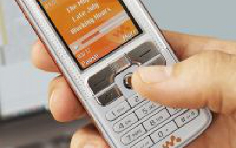 Sony Ericsson W800i Walkman Mobile Phone Hits Europe