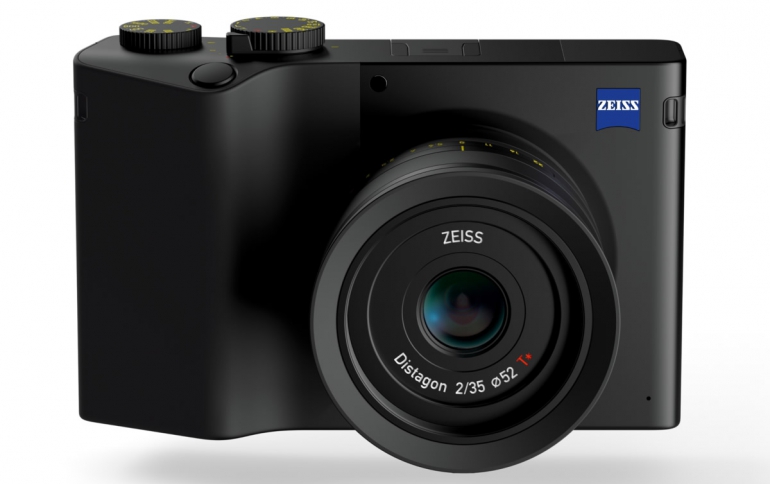 Full-frame ZEISS ZX1 Camera Concept Arrives in Early 2019